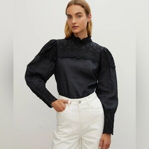 Róhe Vonna in Noir lace ramie blouse size M $339 STUNNING